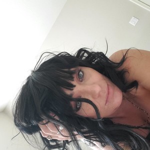 sleekcams.com BBstunner602 livesex profile in naughty cams