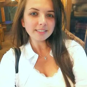 Adeline96 from myfreecams