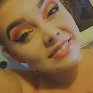 QueenMia22 from myfreecams