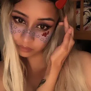 Lilithluvsick from myfreecams