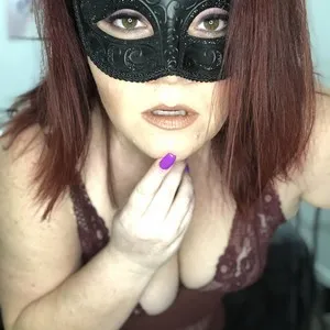 V_Asstyn from myfreecams