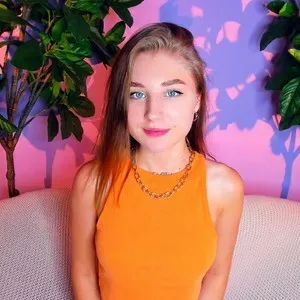 IsabelleRossy from myfreecams