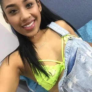 Pamelaebony_ from myfreecams