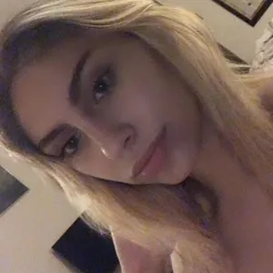 stassiewest from myfreecams