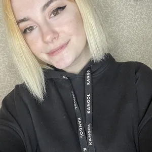 MeloryDous from myfreecams