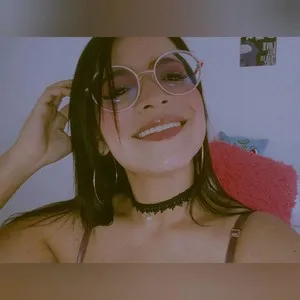 Angelica_luv from myfreecams