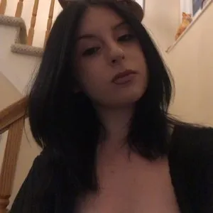 Daisyrandone from myfreecams