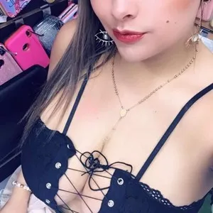 Miajaraxxx from myfreecams