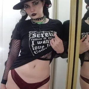 KinkyPhantxm from myfreecams