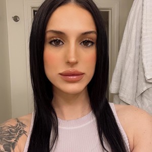 HaileyWinters's profile picture
