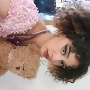 SaskiaBunny from myfreecams