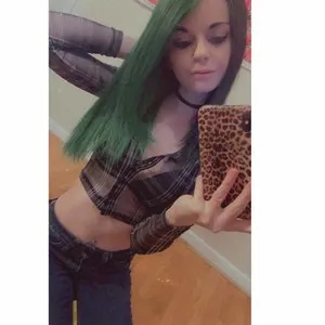 Heyitsriley from myfreecams