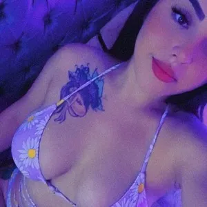 Baby_scarlet from myfreecams
