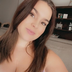 Rosebeauty98 from MyFreeCams