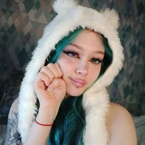 Dragon_Yui from myfreecams