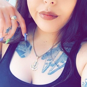 mfc Evasiame webcam profile pic via pornsexycams.com