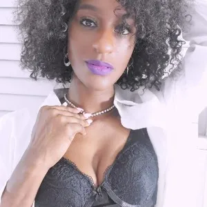 Blackvelvet86 from myfreecams