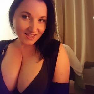mfc EliseBliss69 webcam profile pic via mega-camsex.com