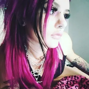 PinkZia from myfreecams