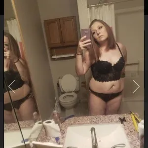 Lunakush420 from myfreecams