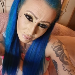 livesex.fan LilPornGirl livesex profile in tattoos cams