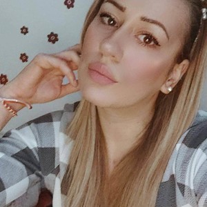 cheapadultsexcams.com XAnnabelle12x livesex profile in german cams