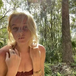 RosePosexx from myfreecams