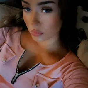 Milfydevil24x from myfreecams