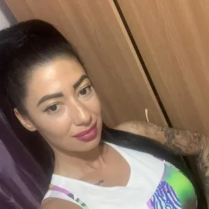 MissIsabellee from myfreecams