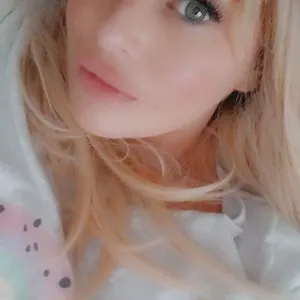Flossy43 from myfreecams
