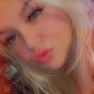 Lillielove69 from myfreecams