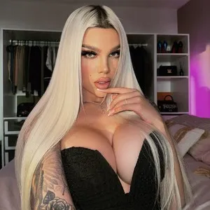 Shayblonde from myfreecams