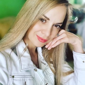 sexy chat room FriendMila