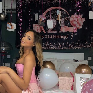 mfc JNadinex Live Webcam Featured On free6cams.com