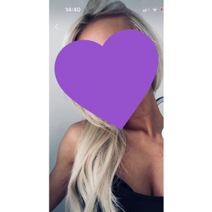 livesexr.com LittleMissx livesex profile in blonde cams