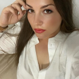 mfc SophieLuxe webcam profile pic via livesex.fan