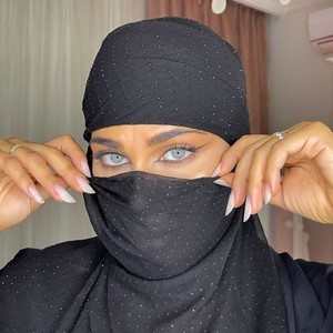 ArabPrinc3ss's MyFreeCams show and profile