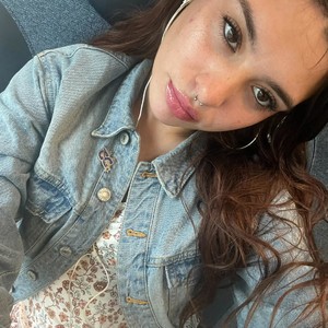 livesex.fan marymartinez livesex profile in smoke cams