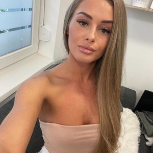 Rapunzel_'s MyFreeCams show and profile