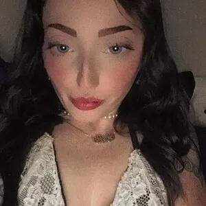 Mollydesired from myfreecams