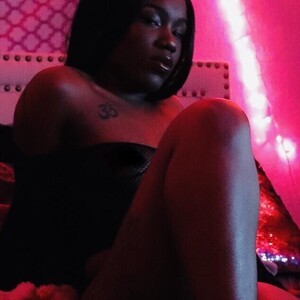 cheapadultsexcams.com Lella_Foxxx livesex profile in ebony cams