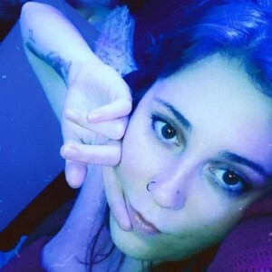 livesex.fan Eveelynn livesex profile in lush cams