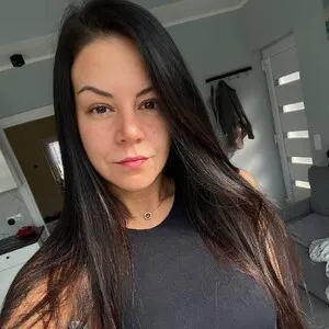 Pocahontas00 from myfreecams