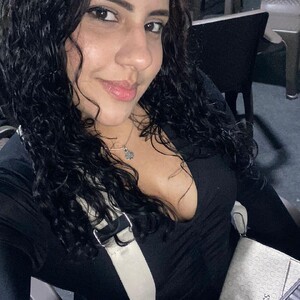 livesexbbwcams.com Kellyaaronson livesex profile in latina cams