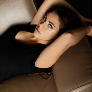 mfc Lally webcam profile pic via pornsexycams.com