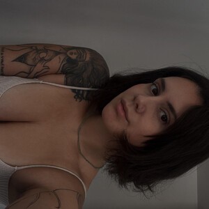 mfc Velvetink webcam profile pic via watchgirlcam.com