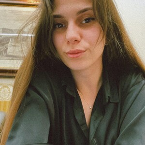 mfc Bankrollbabe webcam profile pic via glamcambabes.com