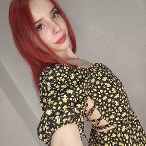 mfc AlexMoonly webcam profile pic via mega-camsex.com