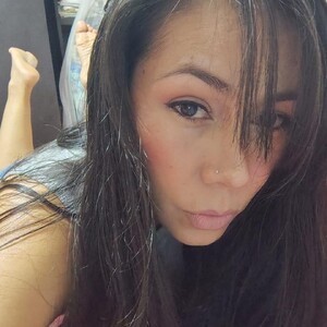 sleekcams.com Helenn_lya livesex profile in orgasm cams