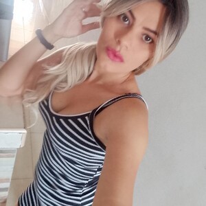 mfc Kucy29 webcam profile pic via sexcam-girls.com